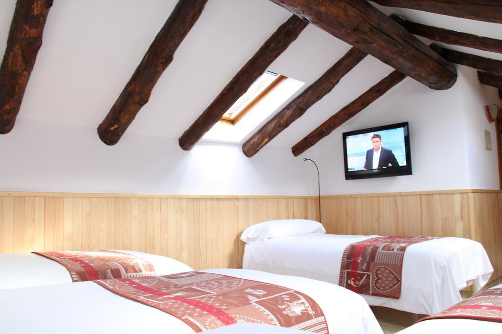 Hotel Bruxelles Сольдеу Екстер'єр фото