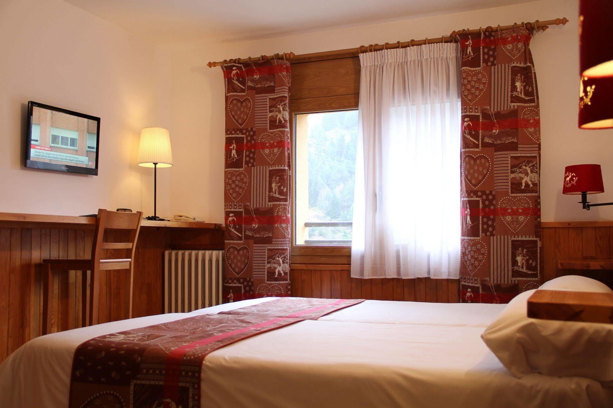 Hotel Bruxelles Сольдеу Екстер'єр фото